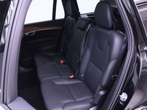 Certified 2024 Volvo XC90 B6 Plus image 16