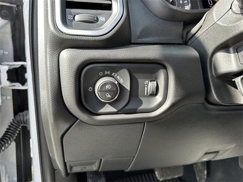 Used 2025 RAM 2500 Lone Star image 27