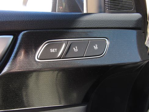 Used 2022 Hyundai Palisade Limited image 25