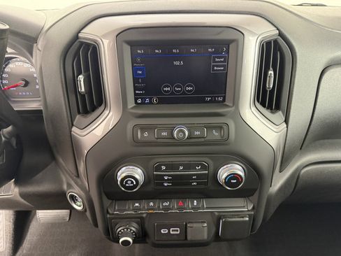 Used 2022 GMC Sierra 1500 Pro w/ Pro Value Package AWD/4WD image 18