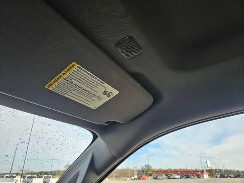 Used 2021 GMC Sierra 1500 Elevation image 21