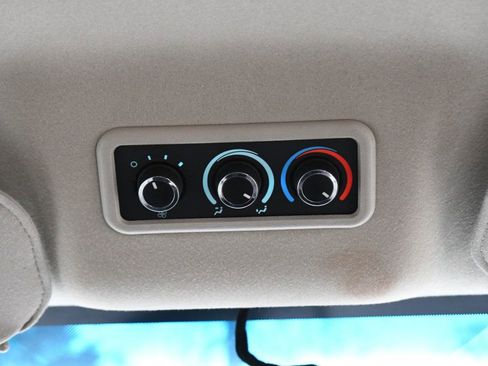 Used 2022 Chevrolet Express 3500 LS image 50