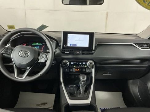 Used 2025 Toyota RAV4 XLE Premium w/ Weather Package AWD/4WD image 15