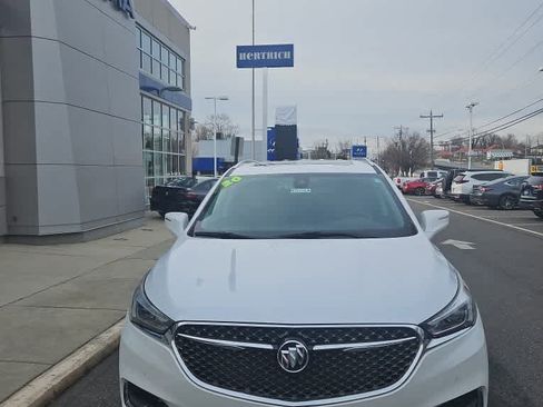 Used 2020 Buick Enclave Avenir w/ Avenir Technology Package image 4