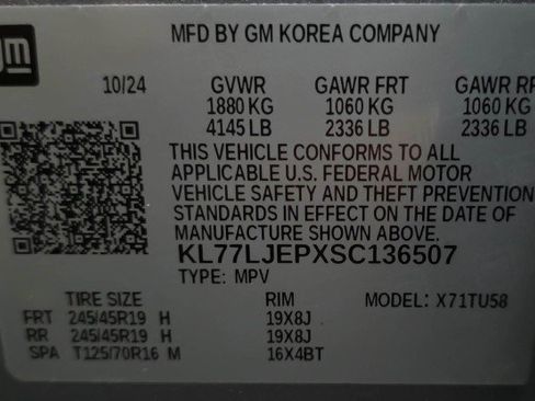 Used 2025 Chevrolet Trax RS w/ Driver Confidence Package FWD image 40