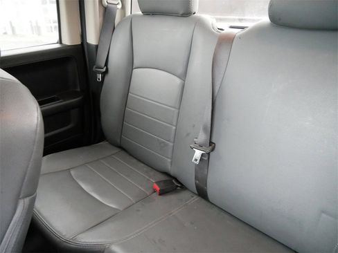 Used 2019 RAM 1500 Tradesman w/ Chrome Appearance Group image 12