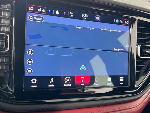 Used 2021 Dodge Durango R/T w/ Technology Group AWD/4WD image 13