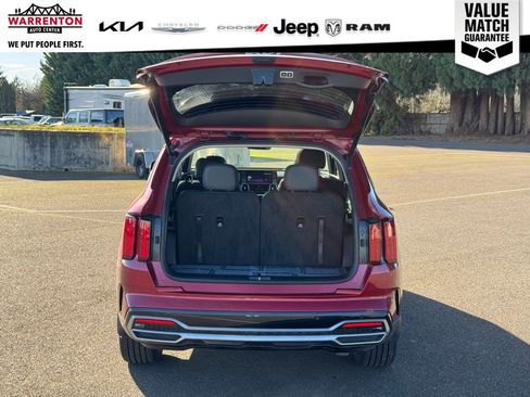 Used 2023 Kia Sorento SX image 7