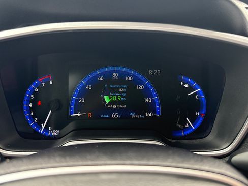 Certified 2022 Toyota Corolla Cross XLE AWD/4WD image 32