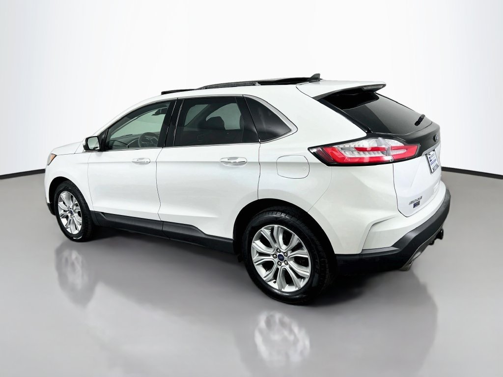 Used 2020 Ford Edge Titanium w/ Class II Trailer Tow Package AWD/4WD image 5