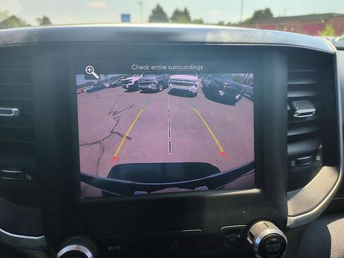 Used 2020 RAM 1500 Big Horn AWD/4WD image 22