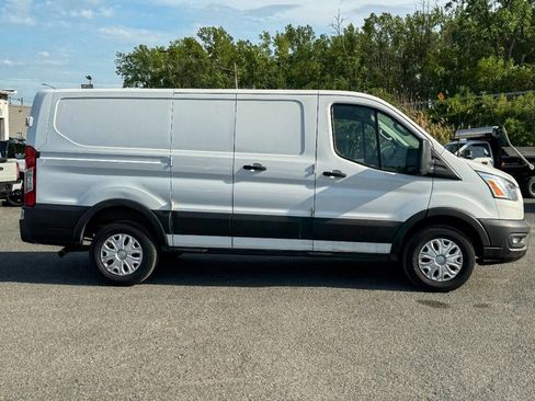 Used 2021 Ford Transit 250 Low Roof RWD image 2
