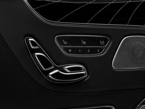 Used 2020 Mercedes-Benz S 560 4MATIC Coupe image 46