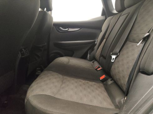 Used 2021 Nissan Rogue Sport SV FWD image 18