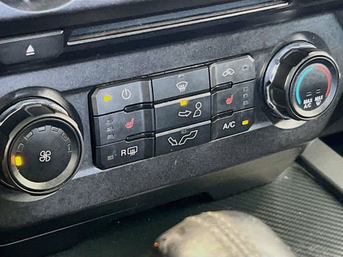 Used 2018 Ford F150 XLT w/ Equipment Group 302A Luxury AWD/4WD image 23