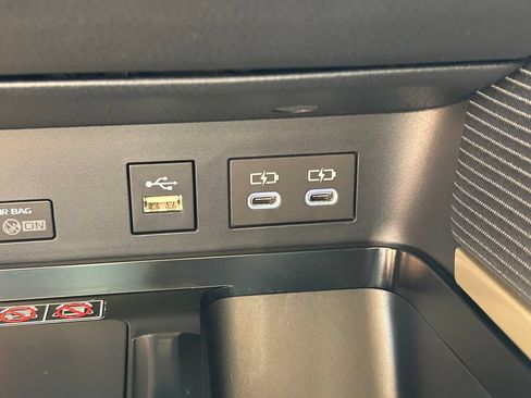 Used 2026 Toyota Camry SE w/ Convenience Package FWD image 28