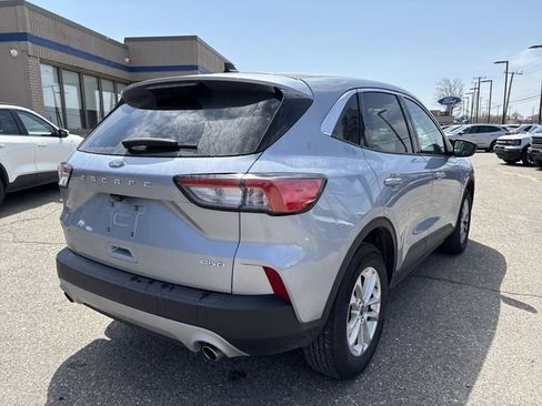 Certified 2022 Ford Escape SE w/ Convenience Package image 5