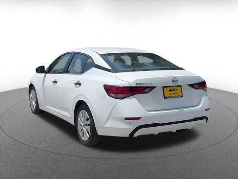 Used 2025 Nissan Sentra S FWD image 11