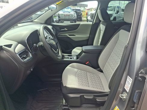 Certified 2023 Chevrolet Equinox LS AWD/4WD image 13