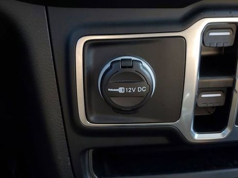 Certified 2023 Jeep Wrangler Unlimited Sahara image 29