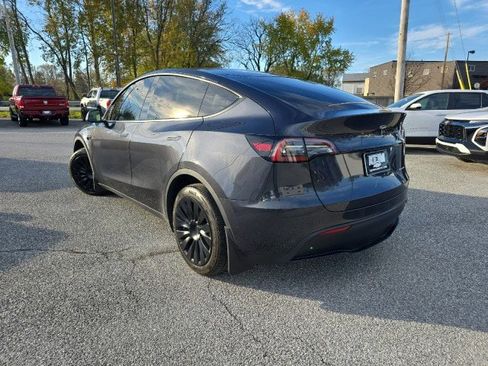 Used 2024 Tesla Model Y Long Range image 2
