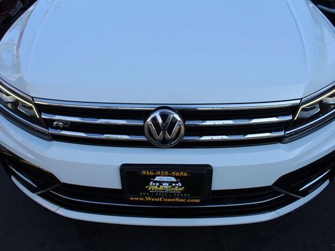 Used 2021 Volkswagen Tiguan SEL Premium R-Line w/ 3rd Row Seat Package AWD/4WD image 9