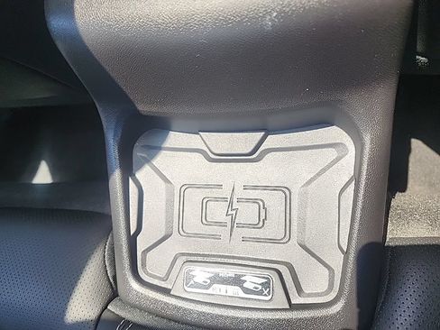 Used 2016 Chevrolet Camaro SS RWD image 14
