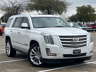 Used 2020 Cadillac Escalade Platinum video 2