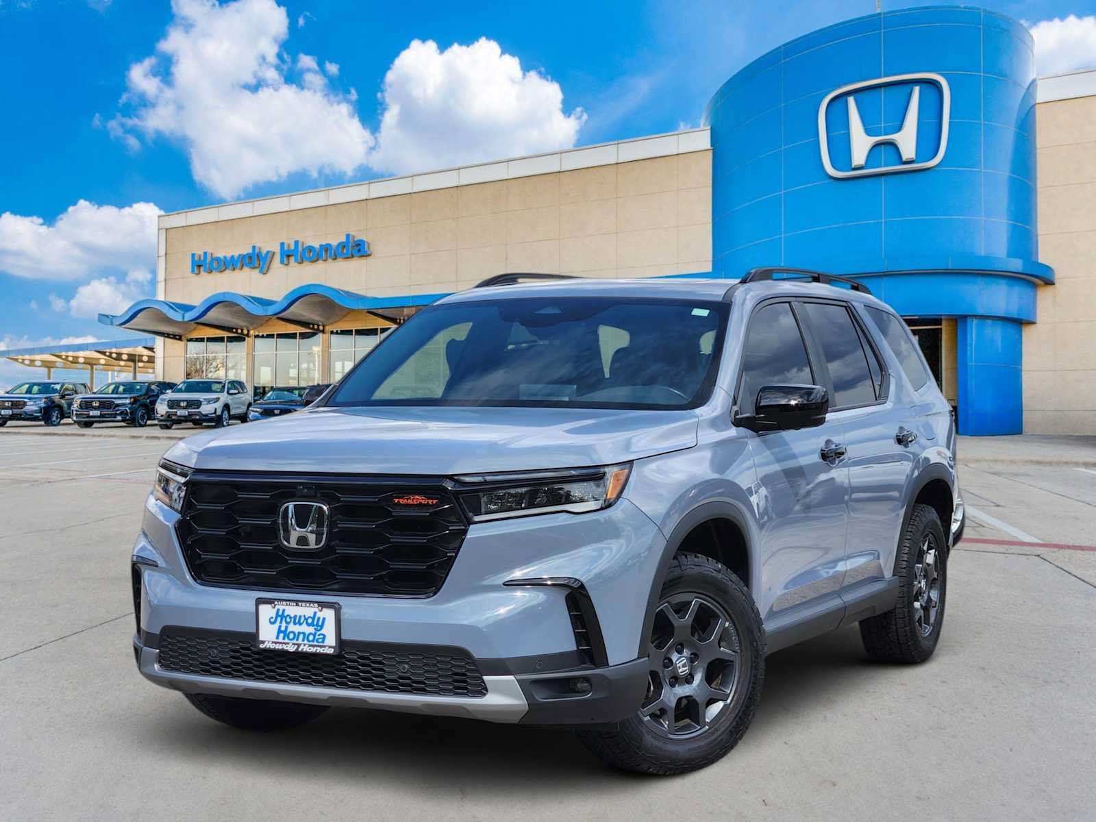 Certified 2025 Honda Pilot TrailSport image 1