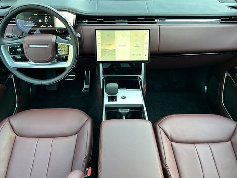 New 2026 Land Rover Range Rover Autobiography AWD/4WD image 15