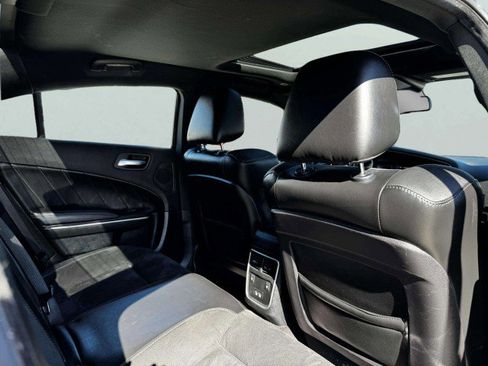 Used 2018 Dodge Charger R/T Scat Pack w/ Dynamics Package image 48