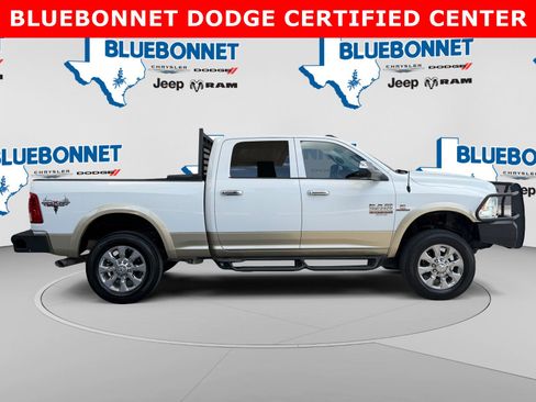 Used 2018 RAM 2500 Tradesman w/ Chrome Appearance Group AWD/4WD image 4