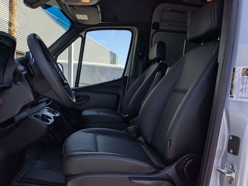 Certified 2025 Mercedes-Benz Sprinter 2500 image 15