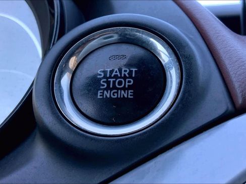 Used 2017 MAZDA CX-9 Signature image 29