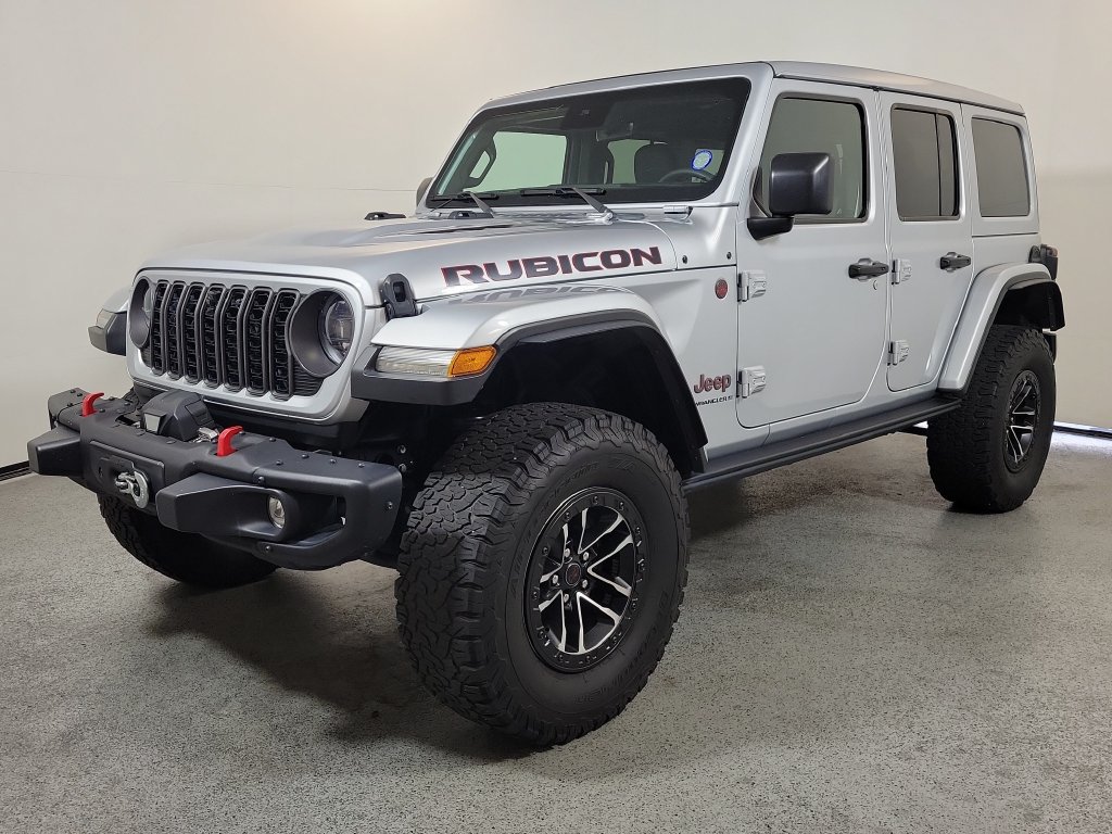 Used 2024 Jeep Wrangler Unlimited Rubicon AWD/4WD image 4