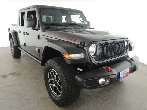 Certified 2024 Jeep Gladiator Rubicon w/ Safety Group image 3