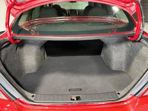Used 2019 Nissan Versa S Plus FWD image 13