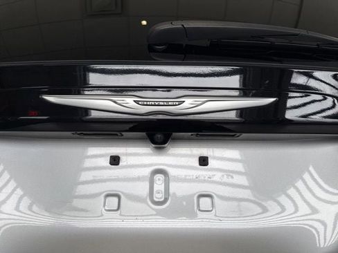 Used 2023 Chrysler Voyager LX FWD image 16