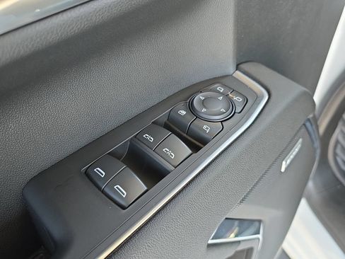 Used 2023 Chevrolet Silverado 1500 LTZ w/ LTZ Premium Package AWD/4WD image 29