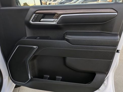 Used 2023 Chevrolet Silverado 1500 RST image 31