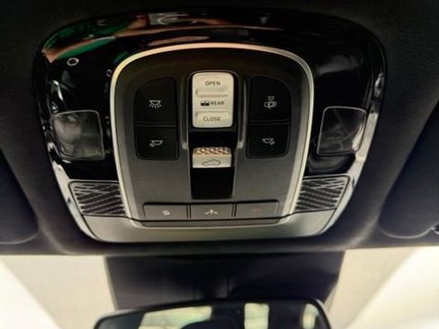 Used 2020 Hyundai Palisade Limited FWD image 9