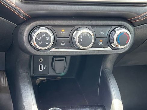 Used 2021 Nissan Versa SR w/ Trunk Package FWD image 20