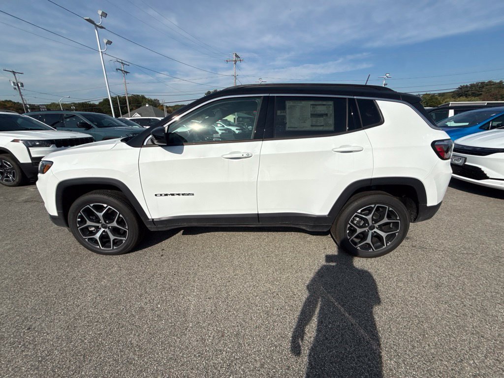 New 2026 Jeep Compass Limited AWD/4WD image 2