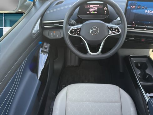 New 2025 Volkswagen ID.4 Pro S RWD image 18