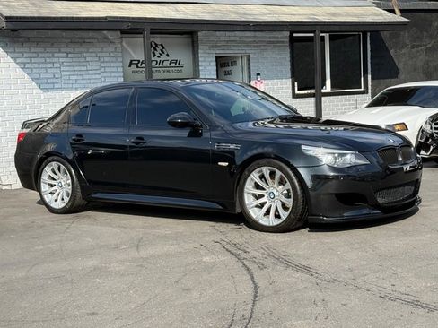 Used 2009 BMW M5 RWD image 6