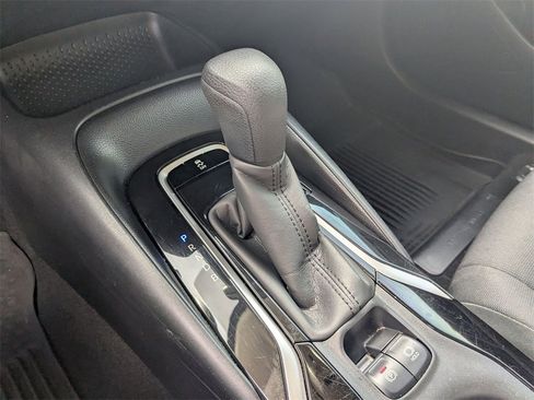 Used 2022 Toyota Corolla LE image 20