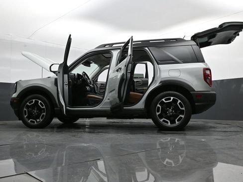 Used 2022 Ford Bronco Sport Outer Banks w/ Tech Package AWD/4WD image 38