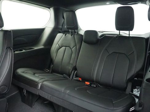 New 2026 Chrysler Voyager LX image 25