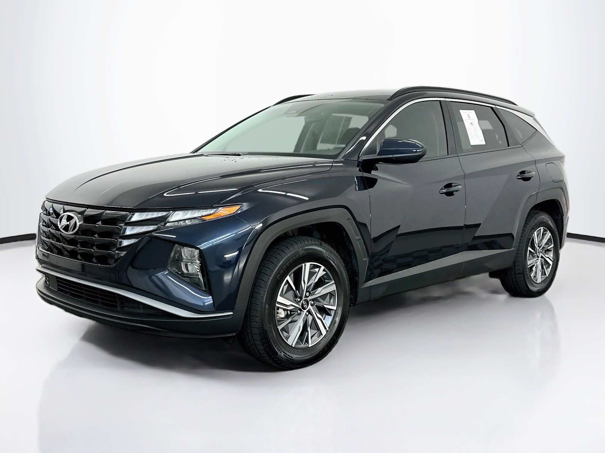 Used 2024 Hyundai Tucson Blue AWD/4WD image 3