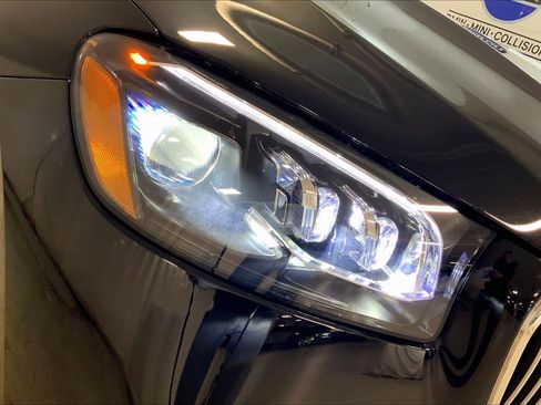 Used 2025 Mercedes-Benz Maybach GLS 600 4MATIC image 27